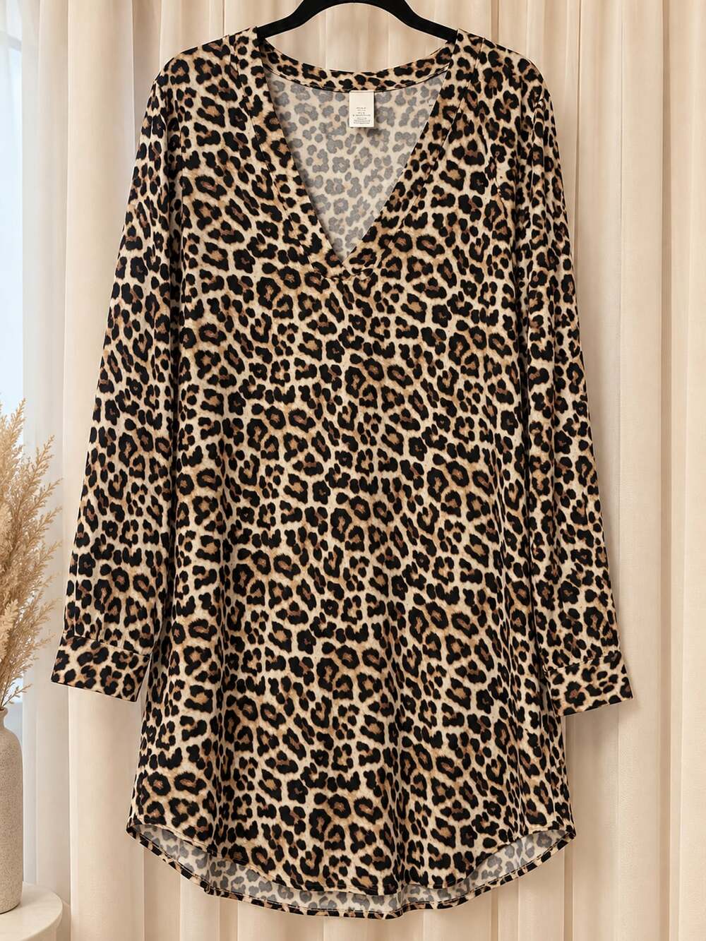 H&M Leopard Print V Neck Dress Size L Brown Black Animal Print Long Sleeve